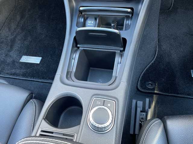 メルセデス・ベンツ ＣＬＡ２２０ 4MATIC 青森県 2018(平30)年 3.2万km コスモスブラック 純正メモリナビ/(フルセグTV/CD/DVD/Bluetooth)/harman/kardonスピーカー/追従クルーズコントロール/ブラインドスポットモニター/バックカメラ/ドライブレコーダー/前席メモリー付きパワーシート/前席シートヒーター/サンルーフ/前後コーナーセンサー/電動リアゲート/レーンキープアシスト/衝突軽減システム/純正アルミホイール/純正フロアマット/ETC/4WD/スマートキー/レザーシート