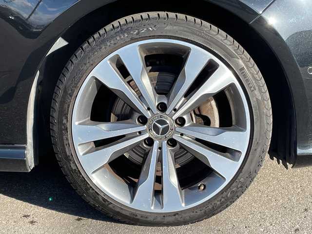 メルセデス・ベンツ ＣＬＡ２２０ 4MATIC 青森県 2018(平30)年 3.2万km コスモスブラック 純正メモリナビ/(フルセグTV/CD/DVD/Bluetooth)/harman/kardonスピーカー/追従クルーズコントロール/ブラインドスポットモニター/バックカメラ/ドライブレコーダー/前席メモリー付きパワーシート/前席シートヒーター/サンルーフ/前後コーナーセンサー/電動リアゲート/レーンキープアシスト/衝突軽減システム/純正アルミホイール/純正フロアマット/ETC/4WD/スマートキー/レザーシート