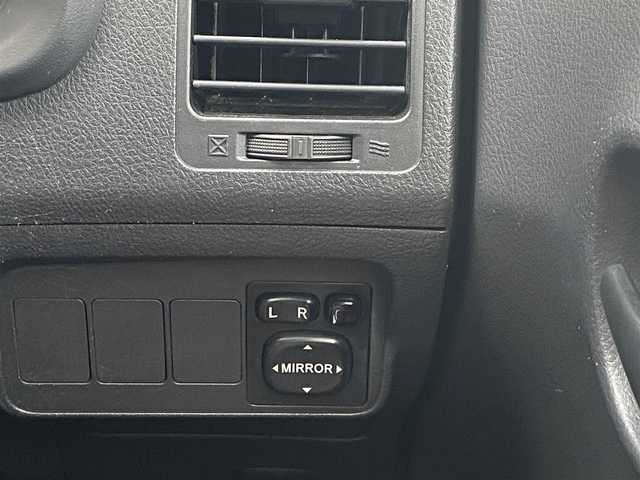 トヨタ カローラ フィールダー X HID リミテッド 福岡県 2011(平23)年 11万km ブラックマイカ 社外ナビ/フルセグTV/バックカメラ/HIDライト/オートライト/電動格納ミラー/ドアバイザー/ETC