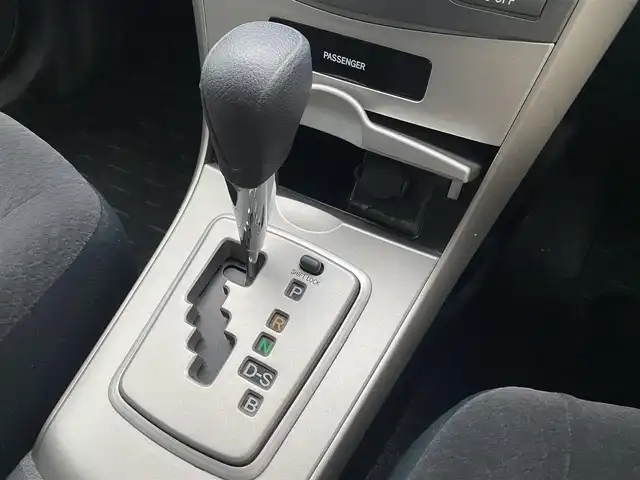 トヨタ カローラ フィールダー X HID リミテッド 福岡県 2011(平23)年 11万km ブラックマイカ 社外ナビ/フルセグTV/バックカメラ/HIDライト/オートライト/電動格納ミラー/ドアバイザー/ETC