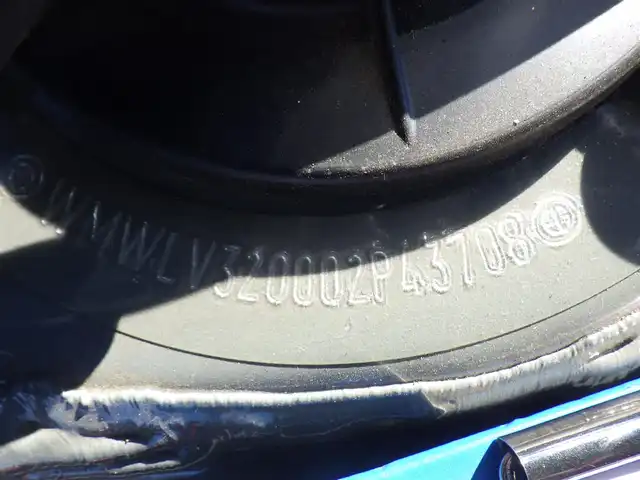 ＭＩＮＩ ＢＭＷ ミニ クラブマン クーパー 熊本県 2021(令3)年 2.8万km ムーンウォークグレーメタリック インテリジェントセーフティ/クルーズコントロール/アイドリングストップ/純正HDDナビ/【Bluetooth接続】/バックカメラ/ミラー内蔵ETC/LEDヘッドライト/革巻きステアリング/コーナーセンサー/純正17インチアルミホイル/コンフォートアクセス