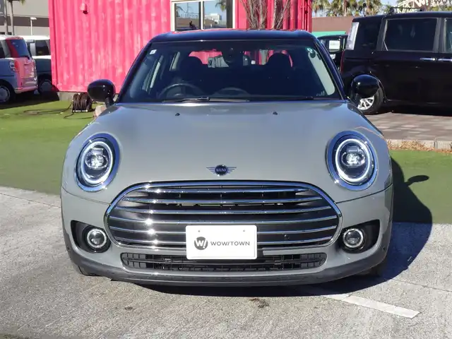 ＭＩＮＩ ＢＭＷ ミニ クラブマン クーパー 熊本県 2021(令3)年 2.8万km ムーンウォークグレーメタリック インテリジェントセーフティ/クルーズコントロール/アイドリングストップ/純正HDDナビ/【Bluetooth接続】/バックカメラ/ミラー内蔵ETC/LEDヘッドライト/革巻きステアリング/コーナーセンサー/純正17インチアルミホイル/コンフォートアクセス