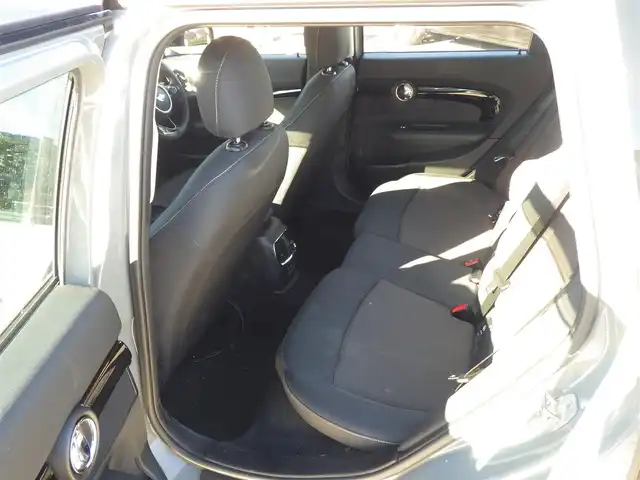 ＭＩＮＩ ＢＭＷ ミニ クラブマン クーパー 熊本県 2021(令3)年 2.8万km ムーンウォークグレーメタリック インテリジェントセーフティ/クルーズコントロール/アイドリングストップ/純正HDDナビ/【Bluetooth接続】/バックカメラ/ミラー内蔵ETC/LEDヘッドライト/革巻きステアリング/コーナーセンサー/純正17インチアルミホイル/コンフォートアクセス