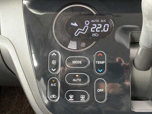 日産 デイズ ルークス ハイウェイスターX 山形県 2017(平29)年 2.6万km スカーレット ワンオーナー/純正ナビ/CD/DVD/フルセグTV/BT/アラウンドビューカメラ/左側パワースライドドア/エマージェンシーブレーキ/オートライト/オートハイビーム/LEDヘッドライト/フォグランプ/純正リモコンエンジンスターター/スマートキー/プッシュスタート/社外14インチアルミ（スタッドレス装着）/純正14インチアルミ（ノーマルタイヤ装着）車載