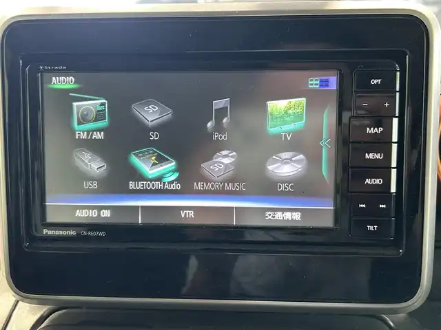 スズキ スペーシア ギア HYBRID XZ 鹿児島県 2020(令2)年 7.1万km フェニックスレッドパール/ガンメタリック2トーンルーフ 7インチナビ（CN-RE07WD）/バックカメラ/前後ドライブレコーダー（DRV-MR450）/ETC/両側パワースライドドア/フルセグTV/レーダークルーズコントロール/レーンキープアシスト/LEDヘッドライト/フォグライト/オートライト/オートマチックハイビーム/前席シートヒーター/社外フロアマット/ドアバイザー/純正アルミホイール