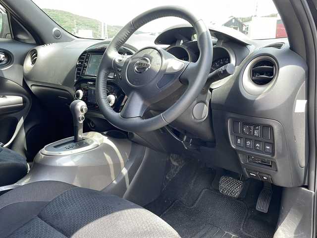 日産 ジューク 15RX Vセレクション 鹿児島県 2020(令2)年 3.1万km スーパーブラック ABS/AAC/オートライト/パワーウィンドウ/ドアバイザー/全方位バックカメラ/Bluetoothオーディオ/ETC/プッシュスタートボタン/フルセグ/盗難防止装置/衝突被害軽減システム/レーンアシスト/電動格納ミラー/ダブルエアバック