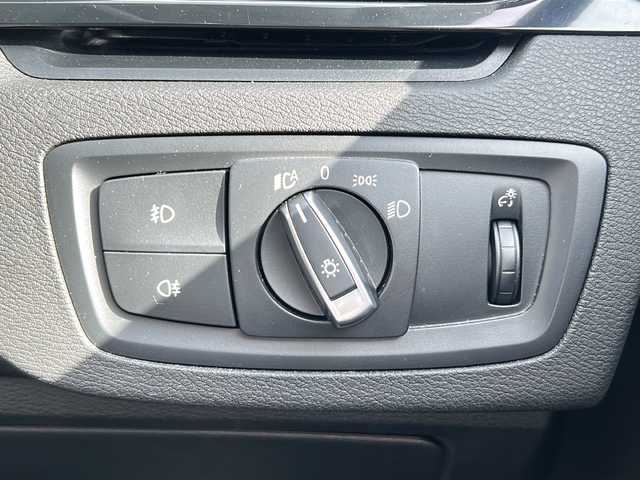 ＢＭＷ Ｘ１ xDrive 18d xライン 富山県 2017(平29)年 6万km ミネラルホワイト 純正ナビ/Bluetooth、USB、DVD、CD/バックカメラ/ドライブレコーダー/純正フロアマット/パーキングアシスト/レーンアシスト/オートライト/LEDヘッドライト/カーテンエアバッグ/アイドリングストップ/プッシュスタート/衝突軽減システム/保証書/取扱説明書/記録簿/スペアキー