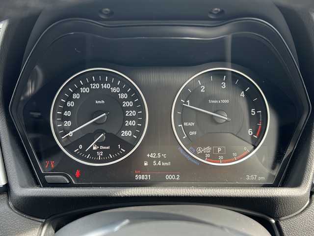 ＢＭＷ Ｘ１ xDrive 18d xライン 富山県 2017(平29)年 6万km ミネラルホワイト 純正ナビ/Bluetooth、USB、DVD、CD/バックカメラ/ドライブレコーダー/純正フロアマット/パーキングアシスト/レーンアシスト/オートライト/LEDヘッドライト/カーテンエアバッグ/アイドリングストップ/プッシュスタート/衝突軽減システム/保証書/取扱説明書/記録簿/スペアキー