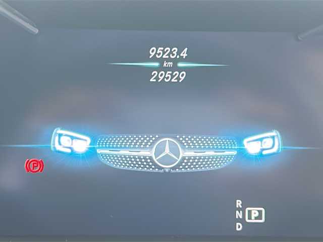 メルセデス・ベンツ ＧＬＣ２２０ d 4マチック クーペ AMGライン 大阪府 2020(令2)年 3万km ダイヤモンドホワイト ロータリースイッチ/エアサスペンション/パドルシフト/アダプティブブレーキホールド/フットトランクオープン/AIRBODYCONTROLサスペンション/AMG5ツインスポーク/マルチビームLEDヘッドライト/ヘッドアップディスプレイ/Burmesterサラウンドシステムスピーカー/オートクルーズコントロール/ブラインドスポットモニター/360°カメラシステム/前席・後席シートヒーター/本革巻きステアリング/LEDリアフォグランプ/電動ランバーサポート/ワンタッチパワーウィンドウ/ドライブレコーダー/ETC/純正ナビ