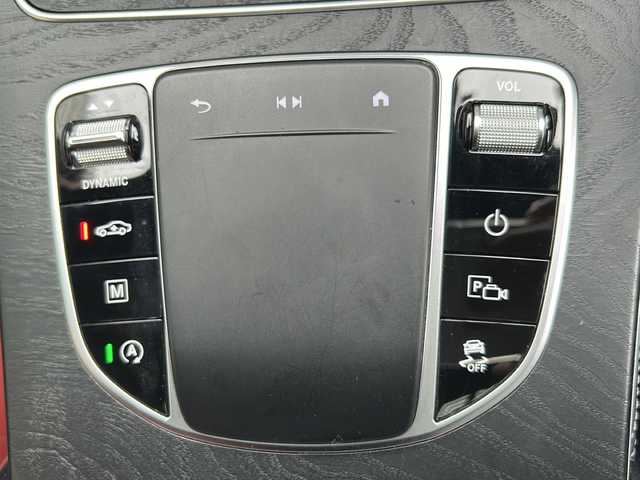 メルセデス・ベンツ ＧＬＣ２２０ d 4マチック クーペ AMGライン 大阪府 2020(令2)年 3万km ダイヤモンドホワイト ロータリースイッチ/エアサスペンション/パドルシフト/アダプティブブレーキホールド/フットトランクオープン/AIRBODYCONTROLサスペンション/AMG5ツインスポーク/マルチビームLEDヘッドライト/ヘッドアップディスプレイ/Burmesterサラウンドシステムスピーカー/オートクルーズコントロール/ブラインドスポットモニター/360°カメラシステム/前席・後席シートヒーター/本革巻きステアリング/LEDリアフォグランプ/電動ランバーサポート/ワンタッチパワーウィンドウ/ドライブレコーダー/ETC/純正ナビ