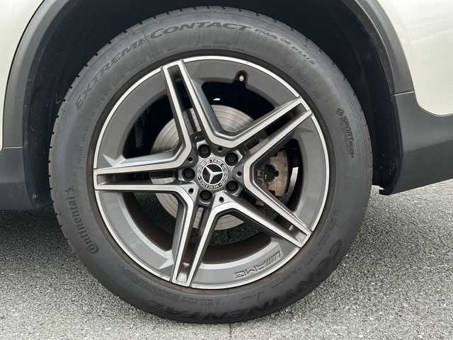 メルセデス・ベンツ ＧＬＣ２２０ d 4マチック クーペ AMGライン 大阪府 2020(令2)年 3万km ダイヤモンドホワイト ロータリースイッチ/エアサスペンション/パドルシフト/アダプティブブレーキホールド/フットトランクオープン/AIRBODYCONTROLサスペンション/AMG5ツインスポーク/マルチビームLEDヘッドライト/ヘッドアップディスプレイ/Burmesterサラウンドシステムスピーカー/オートクルーズコントロール/ブラインドスポットモニター/360°カメラシステム/前席・後席シートヒーター/本革巻きステアリング/LEDリアフォグランプ/電動ランバーサポート/ワンタッチパワーウィンドウ/ドライブレコーダー/ETC/純正ナビ