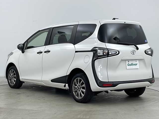 トヨタ シエンタ G グランパー 道央・札幌 2020(令2)年 4.3万km ホワイトパールクリスタルシャイン ・寒冷地仕様/・純正ナビ&CD&DVD/・両側パワースライドドア/・トヨタセーフティセンス/・プリクラッシュセーフティ/・レーントレーシングアシスト/・レーンディパーチャーアラート /・オートマチックハイビーム/・先行車発進お知らせ/・ビークルスタビリティコントロール/・ETC/・社外前後ドライブレコーダー/・フロントワイパーデアイサー/・純正フロアマット/・プッシュスタート/・革巻きステアリング/・ヘッドライトレベライザー/・スマートキー/・スチール冬タイヤ積込