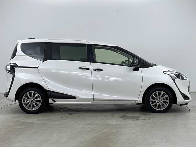 トヨタ シエンタ G グランパー 道央・札幌 2020(令2)年 4.3万km ホワイトパールクリスタルシャイン ・寒冷地仕様/・純正ナビ&CD&DVD/・両側パワースライドドア/・トヨタセーフティセンス/・プリクラッシュセーフティ/・レーントレーシングアシスト/・レーンディパーチャーアラート /・オートマチックハイビーム/・先行車発進お知らせ/・ビークルスタビリティコントロール/・ETC/・社外前後ドライブレコーダー/・フロントワイパーデアイサー/・純正フロアマット/・プッシュスタート/・革巻きステアリング/・ヘッドライトレベライザー/・スマートキー/・スチール冬タイヤ積込