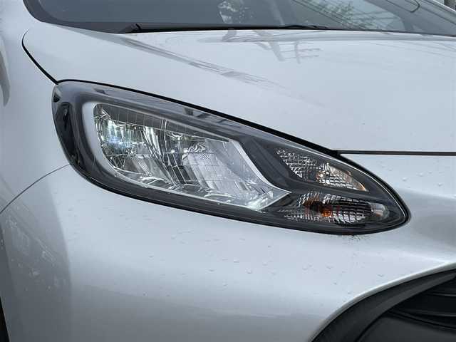 トヨタ アクア X 茨城県 2023(令5)年 3万km プラチナホワイトパールマイカ 純正ナビ/【AM・FM・USB・BT】/レーダークルコン/Bカメラ/100V電源/USB入力端子/オートライト/オートハイビーム/LEDライト/ヘッドライトレベライザー/ステリモ/フロアマット/純正ホイールカバー/横滑り防止装置/レーンキープアシストコントロール/衝突被害軽減システム