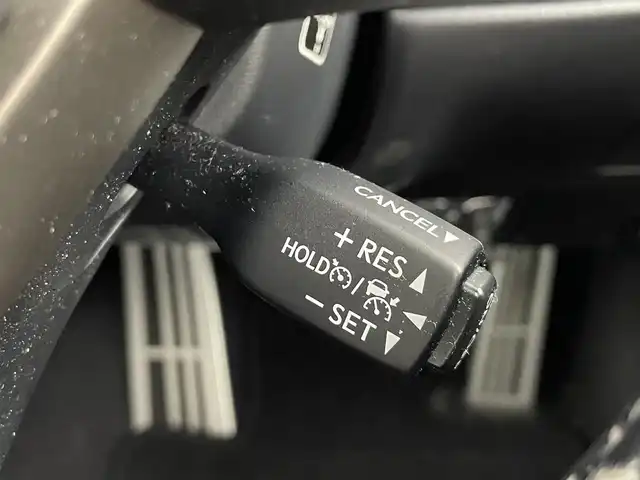 レクサス ＧＳ 450h Fスポーツ 群馬県 2017(平29)年 10.2万km ホワイトノーヴァガラスフレーク 三眼LEDヘッドライト/・ヘッドランプクリーナー/純正12.3インチワイドディスプレイナビ/・フルセグTV/AM/FM/CD/DVD/Bluetooth/ブラインドスポットモニター/クリアランスソナー/ビルトインETC2.0/＝＝＝＝＝＝＝＝＝＝＝＝＝＝＝/”F SPORT”専用本革シート/・運転席/助手席パワーシート/・運転席/助手席ベンチレーション/・運転席/助手席シートヒーター/ステアリングヒーター/運転席ポジションメモリー/Lexus Safety System/・プリクラッシュセーフティシステム/・レーンキーピングアシスト/・オートマチックハイビーム/・アダプティブハイビーム/・レーダークルーズコントロール/電動リアウインドウサンシェード/電動パーキングブレーキ/プッシュスタート/スマートキー