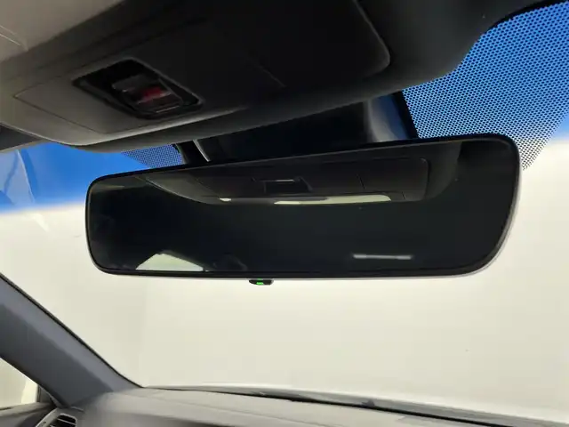 レクサス ＧＳ 450h Fスポーツ 群馬県 2017(平29)年 10.2万km ホワイトノーヴァガラスフレーク 三眼LEDヘッドライト/・ヘッドランプクリーナー/純正12.3インチワイドディスプレイナビ/・フルセグTV/AM/FM/CD/DVD/Bluetooth/ブラインドスポットモニター/クリアランスソナー/ビルトインETC2.0/＝＝＝＝＝＝＝＝＝＝＝＝＝＝＝/”F SPORT”専用本革シート/・運転席/助手席パワーシート/・運転席/助手席ベンチレーション/・運転席/助手席シートヒーター/ステアリングヒーター/運転席ポジションメモリー/Lexus Safety System/・プリクラッシュセーフティシステム/・レーンキーピングアシスト/・オートマチックハイビーム/・アダプティブハイビーム/・レーダークルーズコントロール/電動リアウインドウサンシェード/電動パーキングブレーキ/プッシュスタート/スマートキー