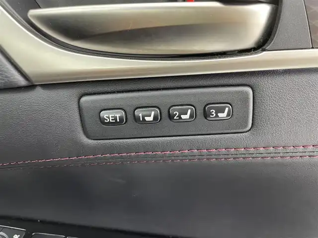 レクサス ＧＳ 450h Fスポーツ 群馬県 2017(平29)年 10.2万km ホワイトノーヴァガラスフレーク 三眼LEDヘッドライト/・ヘッドランプクリーナー/純正12.3インチワイドディスプレイナビ/・フルセグTV/AM/FM/CD/DVD/Bluetooth/ブラインドスポットモニター/クリアランスソナー/ビルトインETC2.0/＝＝＝＝＝＝＝＝＝＝＝＝＝＝＝/”F SPORT”専用本革シート/・運転席/助手席パワーシート/・運転席/助手席ベンチレーション/・運転席/助手席シートヒーター/ステアリングヒーター/運転席ポジションメモリー/Lexus Safety System/・プリクラッシュセーフティシステム/・レーンキーピングアシスト/・オートマチックハイビーム/・アダプティブハイビーム/・レーダークルーズコントロール/電動リアウインドウサンシェード/電動パーキングブレーキ/プッシュスタート/スマートキー