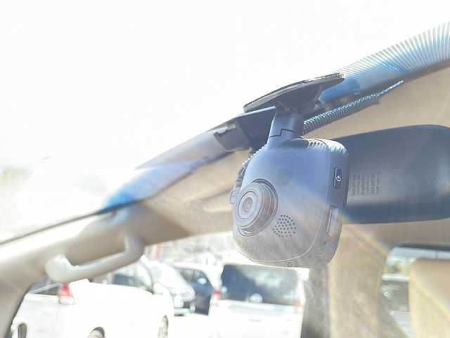 トヨタ アルファード X 山形県 2017(平29)年 10.7万km ホワイトパールクリスタルシャイン 衝突軽減ブレーキ/横滑り防止装置/ALPINE9インチナビ【X9Z】/(CD/DVD/フルセグTV/BT)/ALPINEフリップダウンモニター/バックカメラ/ビルトインETC/アダプティブクルーズコントロール/両側パワースライドドア/ドライブレコーダー/革巻きステアリング/ステアリングスイッチ/電動パーキングブレーキ/ブレーキホールド/レザー調シートカバー/電動格納ミラー/フロアマット/スマートキー×２