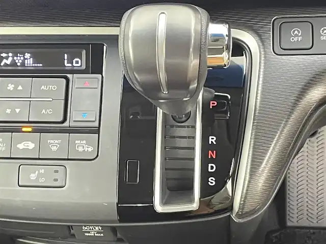 ホンダ ステップワゴン スパーダ クルスピセンシング 千葉県 2019(平31)年 3.5万km オブシダンブルーパール ホンダセンシング（安全運転支援システム）/・衝突軽減ブレーキ〈CMBS〉/・誤発進抑制機能/・歩行者事故低減ステアリング/・路外逸脱抑制機能/・渋滞追従機能付 ACC〈アダプティブ・クルーズ・コントロール〉/・LKAS〈車線維持支援システム〉/・先行車発進お知らせ機能/・標識認識機能/純正9インチメモリーナビ/・Bluetooth接続/・フルセグTV/・CD/DVD再生/・バックカメラ/純正フリップダウンモニター/両側パワースライドドア/LEDヘッドライト/ビルトインETC/スマートキー/わくわくゲート/リアオートエアコン