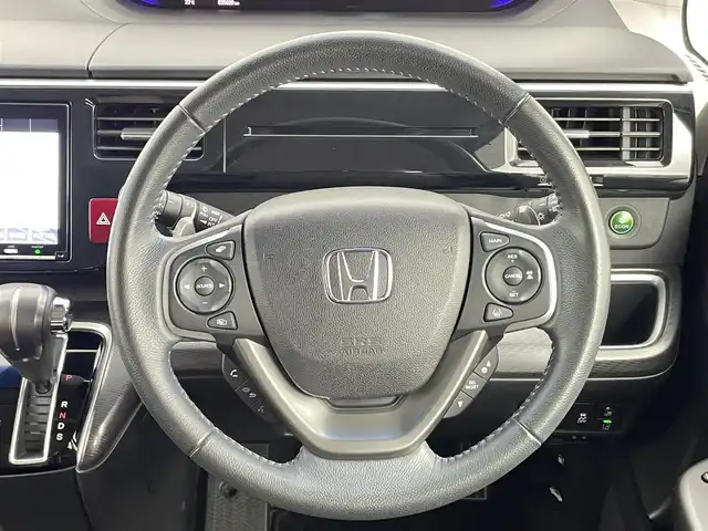 ホンダ ステップワゴン スパーダ クルスピセンシング 千葉県 2019(平31)年 3.5万km オブシダンブルーパール ホンダセンシング（安全運転支援システム）/・衝突軽減ブレーキ〈CMBS〉/・誤発進抑制機能/・歩行者事故低減ステアリング/・路外逸脱抑制機能/・渋滞追従機能付 ACC〈アダプティブ・クルーズ・コントロール〉/・LKAS〈車線維持支援システム〉/・先行車発進お知らせ機能/・標識認識機能/純正9インチメモリーナビ/・Bluetooth接続/・フルセグTV/・CD/DVD再生/・バックカメラ/純正フリップダウンモニター/両側パワースライドドア/LEDヘッドライト/ビルトインETC/スマートキー/わくわくゲート/リアオートエアコン