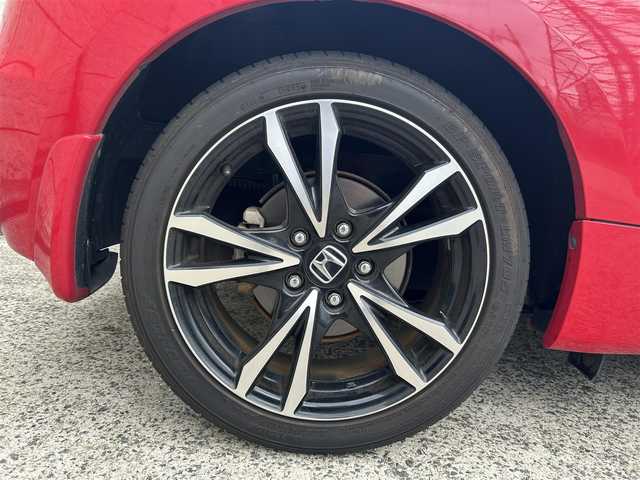 ホンダ ＣＲ－Ｚ α マスターレーベル 長崎県 2015(平27)年 5.4万km ミラノレッド ワンオーナー/純正HDDナビ/（CD/DVD/MSV/フルセグ）/バックカメラ/ハーフレザーシート/パドルシフト/オートライト/電動格納ミラー/ステアリングスイッチ/クルーズコントロール/ETC/純正17インチAW