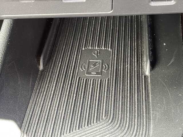 日産 オーラ G 大阪府 2023(令5)年 0.9万km オーロラフレアブルーパール ワンオーナー/純正メモリナビ/・FM/AM/Bluetooth/・フルセグテレビ/ETC2.0/全周囲カメラ/バックカメラ/デジタルインナーミラー/ワイヤレス充電器/革巻きステアリング/ステアリングリモコン/衝突軽減ブレーキ/レーンキープアシスト/クルーズコントロール/前後コーナーセンサー/LEDヘッドライト/オートライト/オートエアコン/スマートキー×2/プッシュスタートボタン/12V電源/純正17インチアルミホイール/純正フロアマット/取扱説明書/保証書