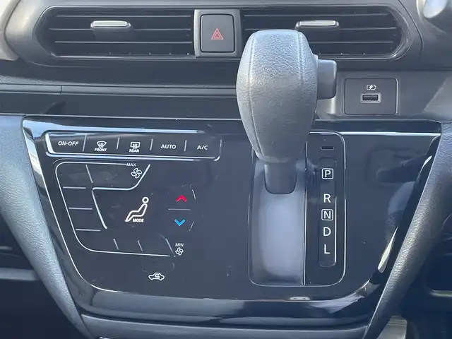 日産 デイズ X 熊本県 2021(令3)年 2.4万km スターリングシルバーM ワンオーナー/衝突軽減ブレーキ/プッシュスタート/純正ナビ/（CD・フルセグTV・BTオーディオ・SD）/バックカメラ/ドライブレコーダー/純正14インチAW/オートライト/前後コーナーセンサー/横滑り防止装置/純正フロアマット/純正ドアバイザー/新車保証書/取扱説明書/スマートスペアキー×1本