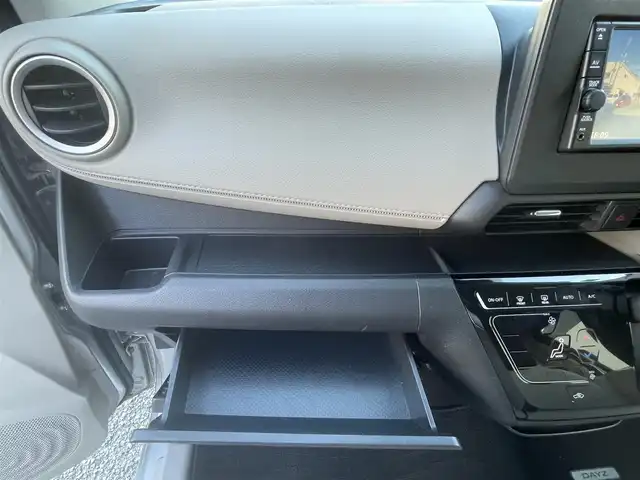 日産 デイズ X 熊本県 2021(令3)年 2.4万km スターリングシルバーM ワンオーナー/衝突軽減ブレーキ/プッシュスタート/純正ナビ/（CD・フルセグTV・BTオーディオ・SD）/バックカメラ/ドライブレコーダー/純正14インチAW/オートライト/前後コーナーセンサー/横滑り防止装置/純正フロアマット/純正ドアバイザー/新車保証書/取扱説明書/スマートスペアキー×1本