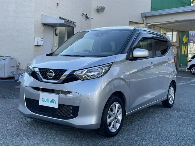 日産 デイズ X 熊本県 2021(令3)年 2.4万km スターリングシルバーM ワンオーナー/衝突軽減ブレーキ/プッシュスタート/純正ナビ/（CD・フルセグTV・BTオーディオ・SD）/バックカメラ/ドライブレコーダー/純正14インチAW/オートライト/前後コーナーセンサー/横滑り防止装置/純正フロアマット/純正ドアバイザー/新車保証書/取扱説明書/スマートスペアキー×1本