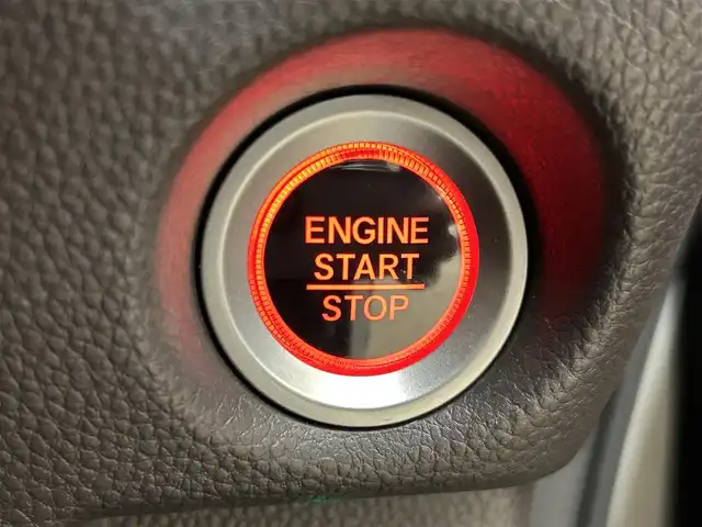 ホンダ Ｎ ＢＯＸ 2トーン G L ターボ ホンダセンシング 道央・札幌 2019(平31)年 4.3万km プラチナホワイトパール ・4WD/・ドアバイザー/・電動格納ミラー/・ウインカーミラー/・両側パワースライドドア/・２トーン塗装/・社外ナビ（DVD&CD&BT&フルセグ）/・ETC/・追従走行式クルーズコントロール/・純正エンジンスターター/・オートライト/・パドルシフト/・レーンキープアシスト/・社外レーダー/・社外AW付冬タイヤ