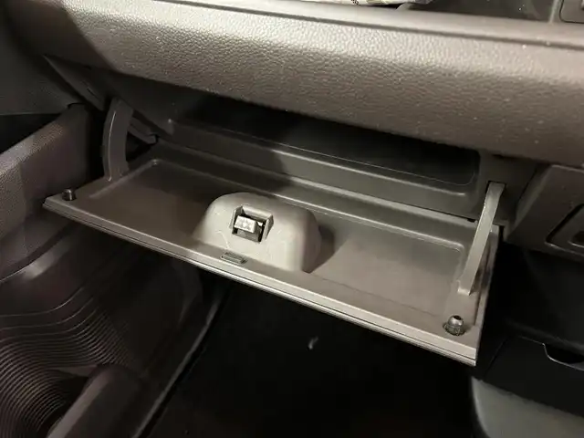 ホンダ Ｎ ＢＯＸ 2トーン G L ターボ ホンダセンシング 道央・札幌 2019(平31)年 4.3万km プラチナホワイトパール ・4WD/・ドアバイザー/・電動格納ミラー/・ウインカーミラー/・両側パワースライドドア/・２トーン塗装/・社外ナビ（DVD&CD&BT&フルセグ）/・ETC/・追従走行式クルーズコントロール/・純正エンジンスターター/・オートライト/・パドルシフト/・レーンキープアシスト/・社外レーダー/・社外AW付冬タイヤ