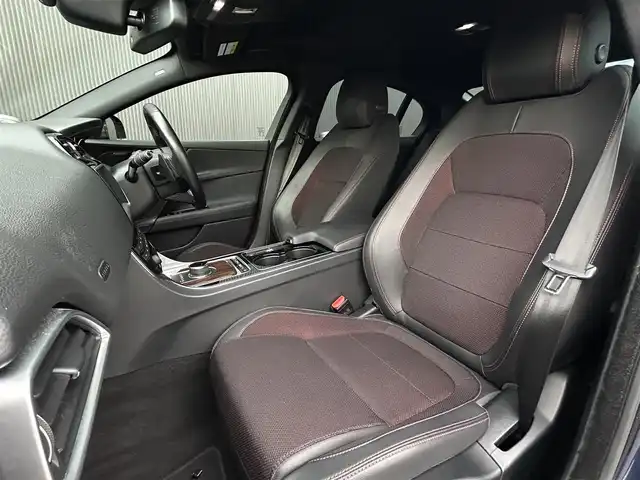 ジャガー ＸＥ XE R－スポーツ 長野県 2017(平29)年 4.1万km 紺 ACC /ブラインドスポット /レーンキープ /MERIDIANサウンド /ハーフレザー /シートヒーター /パワーシート /リヤサンシェード /純正ナビ /TV /バックカメラ /パークセンサー /オートトランク /LEDヘッドライト /ステアリングヒーター