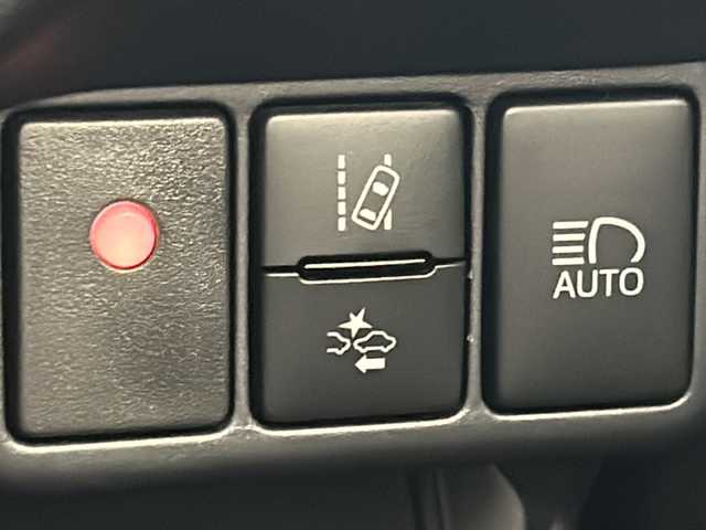 トヨタ アクア S スタイルブラック 宮城県 2020(令2)年 2.8万km ブラックマイカ 純正SDナビ/・BT接続/フルセグTV/・CD/DVD/トヨタセーフティ/・安全衝突ボディ/・プリクラッシュセーフティ/・オートマチックハイビーム/純正ホイール車載/車外バックカメラ/車載品/・取り扱い説明書/・保証書付き新車整備手帳/プッシュスタート/スマートキー/ドアバイザー