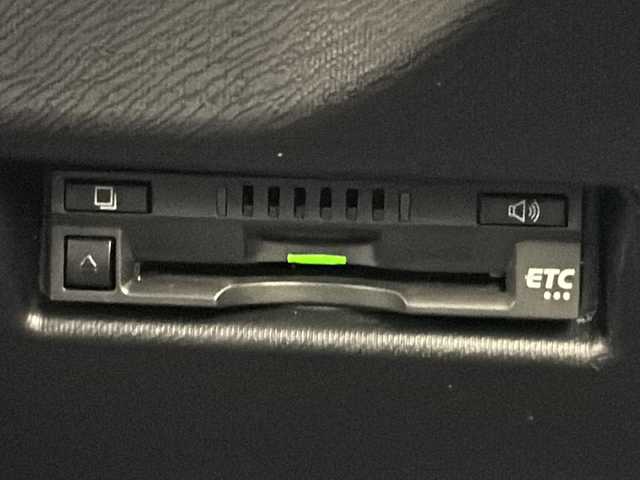 トヨタ アクア S スタイルブラック 宮城県 2020(令2)年 2.8万km ブラックマイカ 純正SDナビ/・BT接続/フルセグTV/・CD/DVD/トヨタセーフティ/・安全衝突ボディ/・プリクラッシュセーフティ/・オートマチックハイビーム/純正ホイール車載/車外バックカメラ/車載品/・取り扱い説明書/・保証書付き新車整備手帳/プッシュスタート/スマートキー/ドアバイザー