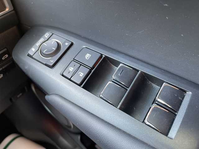 レクサス ＮＸ 300h Fスポーツ 石川県 2019(平31)年 6.3万km グラファイトブラックガラスフレーク ４ＷＤ　純正ナビ　フルセグＴＶ　バック＆サイドカメラ　パワーバックドア　黒革シート　シートヒーター＆クーラー　レーダークルーズ　衝突軽減ブレーキ　アルミホイール　コーナーセンサー　スマートキー