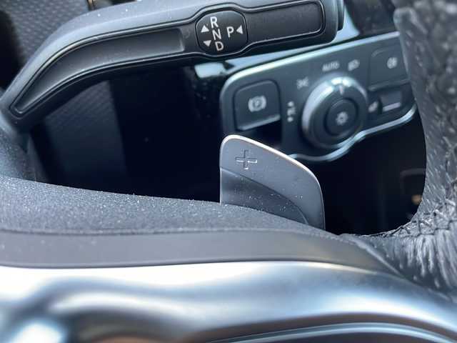 メルセデス・ベンツ Ｍ・ベンツ ＣＬＡ２００ｄ 兵庫県 2019(令1)年 2.4万km ポーラホワイト 純正ナビ機能付きディスプレイオーディオ/・BT/・フルセグTV/。AM/FM/アクティブブレーキアシスト/BSM/HUD/レーンアシスト/レーダークルーズコントロール/レーンチェンジアシスト/オートライト/オートハイビーム/アテンションアシスト/パワーシート/アイドリングストップ/サンルーフ