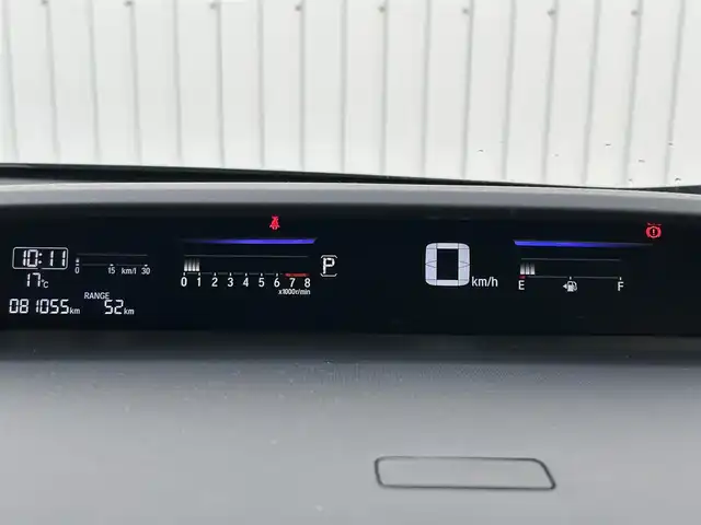 ホンダ ステップワゴン スパーダ 熊本県 2015(平27)年 8.1万km プレミアムスパークルブラックパール ワンオーナー/純正ＳＤナビ/AM/FM/CD/DVD/MSV/USB/iPod/SD/Bluetooth/HDMI/リアモニターHDMI/フルセグTV/フリップダウンモニター/バックカメラ/エアロパーツ/クルーズコントロール/ステアリングスイッチ/ビルトインＥＴＣ/ドライブレコーダー/片側パワースライド/電動格納ミラー/ウィンカーミラー/ロールサンシェード/LEDヘッドライト/・フォグランプ/プッシュスタートボタン/スマートキー/・スペアキー1本/革巻きステアリング/保証書/取扱説明書/記録簿/純正フロアマット/純正ドアバイザー/純正アルミホイール