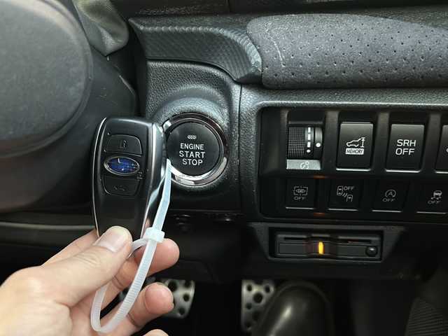 スバル フォレスター スポーツ 愛知県 2021(令3)年 4.6万km マグネタイトグレーメタリック ワンオーナー/禁煙車/純正メモリナビ/　フルセグTV/CD/DVD/BT/USB/Apple Car Play/純正前後ドラレコ/デジタルインナーミラー/バック・サイドカメラ/アイサイト3.0/追従機能付きクルーズコントロール/レーンキープアシスト/プリクラッシュセーフティ/ブラインドスポットモニター/前後クリアランスソナー/先行者発信お知らせ機能/パワーバックドア/全席シートヒーター/D席パワーシート/純正フロアマット/純正ドアバイザー/純正18インチAW/LEDヘッドライト/フォグランプ/オートライト/革巻きステアリング/パドルシフト/ETC/アイドリングストップ/W＋サイドエアバッグ/保証書/取説/スペアキー