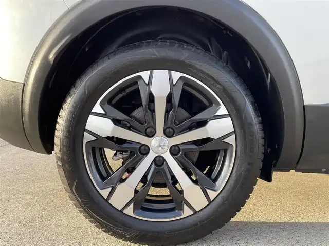 プジョー ３００８ GT ブルー HDi 東京都 2019(令1)年 2.2万km パール ファーストクラスパッケージ/ワンオーナー/パノラマルーフ/純正ナビ/フルセグTV/ハーフレザーシート/シートヒーター/アダプティブクルーズコントロール/ブラインドスポットモニター/レーンキープアシスト/ETC2.0/前後ドライブレコーダー