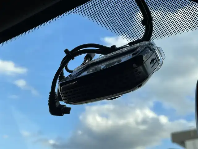 プジョー ３００８ GT ブルー HDi 東京都 2019(令1)年 2.2万km パール ファーストクラスパッケージ/ワンオーナー/パノラマルーフ/純正ナビ/フルセグTV/ハーフレザーシート/シートヒーター/アダプティブクルーズコントロール/ブラインドスポットモニター/レーンキープアシスト/ETC2.0/前後ドライブレコーダー