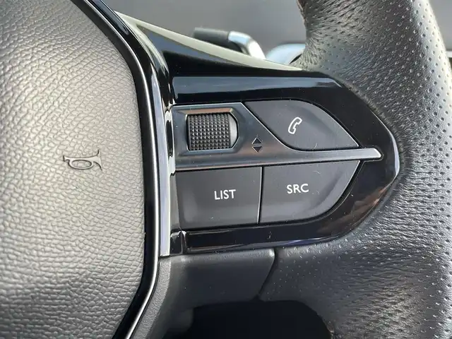 プジョー ３００８ GT ブルー HDi 東京都 2019(令1)年 2.2万km パール ファーストクラスパッケージ/ワンオーナー/パノラマルーフ/純正ナビ/フルセグTV/ハーフレザーシート/シートヒーター/アダプティブクルーズコントロール/ブラインドスポットモニター/レーンキープアシスト/ETC2.0/前後ドライブレコーダー