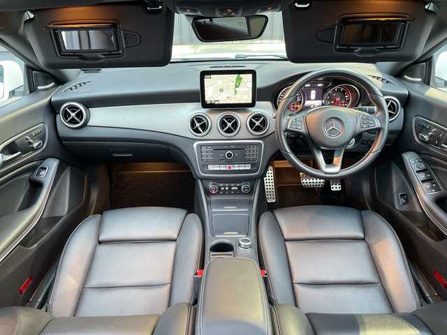 メルセデス・ベンツ ＣＬＡ２２０ Sブレイク 4MATIC 青森県 2018(平30)年 4.4万km ポーラホワイト ４WD/プレミアムパッケージ/・サンルーフ/・ハーマンカードンサウンド/・アンビエントライト/・前席メモリー付パワーシート/・レザーARTICOシート/純正ナビ/（TV・Bluetooth・CD・DVD）/ドライブレコーダー/シートヒーター/アダプティブクルーズコントロール/レーンキープアシスト/ブラインドスポット/パワーバックドア/アクティブブレーキアシスト/プレセーフ/オートLEDライト/革巻きステアリング/ステアリングスイッチ/パドルシフト/ウィンカーミラー/ETC/ダブル・サイド・カーテンエアバック/ABS/横滑り防止装置