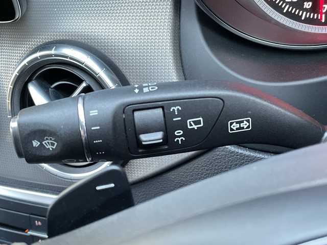 メルセデス・ベンツ ＣＬＡ２２０ Sブレイク 4MATIC 青森県 2018(平30)年 4.4万km ポーラホワイト ４WD/プレミアムパッケージ/・サンルーフ/・ハーマンカードンサウンド/・アンビエントライト/・前席メモリー付パワーシート/・レザーARTICOシート/純正ナビ/（TV・Bluetooth・CD・DVD）/ドライブレコーダー/シートヒーター/アダプティブクルーズコントロール/レーンキープアシスト/ブラインドスポット/パワーバックドア/アクティブブレーキアシスト/プレセーフ/オートLEDライト/革巻きステアリング/ステアリングスイッチ/パドルシフト/ウィンカーミラー/ETC/ダブル・サイド・カーテンエアバック/ABS/横滑り防止装置