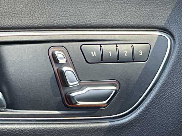 メルセデス・ベンツ ＣＬＡ２２０ Sブレイク 4MATIC 青森県 2018(平30)年 4.4万km ポーラホワイト ４WD/プレミアムパッケージ/・サンルーフ/・ハーマンカードンサウンド/・アンビエントライト/・前席メモリー付パワーシート/・レザーARTICOシート/純正ナビ/（TV・Bluetooth・CD・DVD）/ドライブレコーダー/シートヒーター/アダプティブクルーズコントロール/レーンキープアシスト/ブラインドスポット/パワーバックドア/アクティブブレーキアシスト/プレセーフ/オートLEDライト/革巻きステアリング/ステアリングスイッチ/パドルシフト/ウィンカーミラー/ETC/ダブル・サイド・カーテンエアバック/ABS/横滑り防止装置