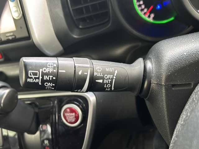 ホンダ Ｎ ＢＯＸ G Lパッケージ 鳥取県 2015(平27)年 6.7万km プレミアムホワイトパールⅡ ナビ装着用スペシャルパッケージ/リア左側パワースライドドア＆両側イージークローザー（リア両側）/スーパーＵＶカットフロントドアガラス＋ＩＲカットフロントウィンドウ・フロントドアガラス/リア席サンシェード/ワンタッチウィンカー/ワンセグテレビ/AM/FM、CD/DVD/ドアバイザー/プッシュスタート/片側パワースライドドア/ETC