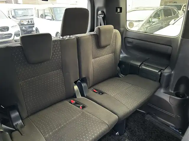 トヨタ ノア ハイブリッド G 福岡県 2020(令2)年 4.8万km アバンギャルドブロンズメタリック ワンオーナー/純正ディーラーナビ（TV/BT/DVD/AM/FM)/3列シート/パワースライドドア/クルーズコントロール/バックカメラ/コーナーセンサー（前後）/ウォークスルー/ドライブレコーダー(前後)/ビルトインETC/モード（EV/ECO/PWR）/オートエアコン（前席・後席）/TVキャンセラー/オートライト/オートハイビーム/フォグランプ/LEDヘッドライト/純正アルミホイール/純正フロアマット/シートヒーター/プッシュスタートボタン/スマートキー/盗難防止装置/横滑り防止装置/レーンキープアシスト/取扱説明書/保証書/スマートキー×１