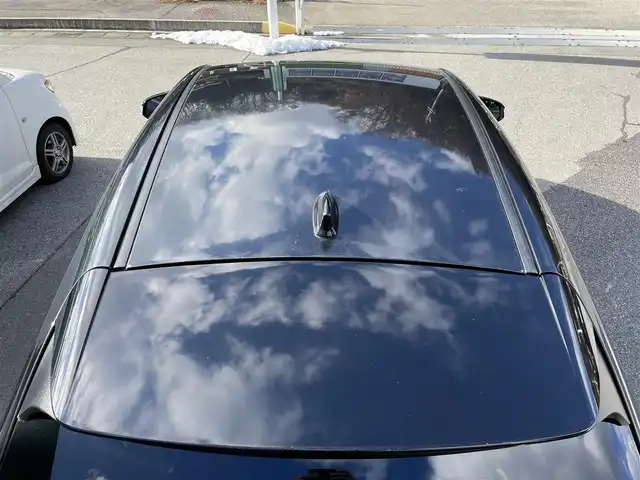 トヨタ ハリアー ハイブリッド G 岐阜県 2021(令3)年 4.8万km プレシャスブラックパール ワンオーナー/4WD/純正ナビ/【Bluetooth．AM/FM．AUX．USB】/ハーフレザーシート/パワーシート/電動リアゲート/コーナーセンサー/ブラインドスポットモニター/デジタルインナーミラー/バックカメラ/クルーズコントロール/衝突軽減ブレーキ/レーンキープアシスト/ETC/電動格納ドアミラー/ウィンカーミラー/LEDオートマチックハイビーム/フォグライト/純正18インチアルミホイール/純正フロアマット/保証書/取扱説明書/スペアキー