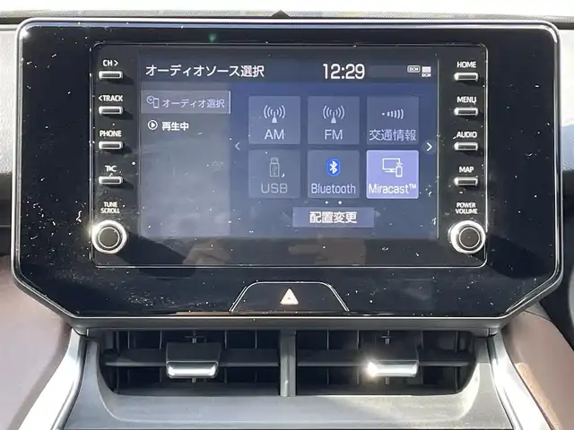 トヨタ ハリアー ハイブリッド G 岐阜県 2021(令3)年 4.8万km プレシャスブラックパール ワンオーナー/4WD/純正ナビ/【Bluetooth．AM/FM．AUX．USB】/ハーフレザーシート/パワーシート/電動リアゲート/コーナーセンサー/ブラインドスポットモニター/デジタルインナーミラー/バックカメラ/クルーズコントロール/衝突軽減ブレーキ/レーンキープアシスト/ETC/電動格納ドアミラー/ウィンカーミラー/LEDオートマチックハイビーム/フォグライト/純正18インチアルミホイール/純正フロアマット/保証書/取扱説明書/スペアキー