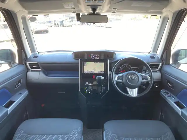 トヨタ ルーミー カスタムG－T 千葉県 2018(平30)年 2.1万km パールホワイトⅢ 純正9インチナビ/(フルセグTV/CD/DVD/BT/FM/AM)/バックカメラ/衝突被害軽減システム/クルーズコントロール/両側パワースライドドア/横滑り防止装置/アイドリングストップ/LEDヘッドライト/フォグランプ/オートライト/ウィンカーミラー/電動格納ミラー/純正15インチAW/シートリフター/プッシュスタート/スマートキー/フロアマット/スペアキー/取扱説明書/保証書