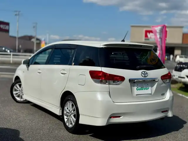 トヨタ ウィッシュ 1．8S 滋賀県 2010(平22)年 13.5万km ホワイトパールクリスタルシャイン 純正ナビ/　地デジ Bluetooth CD DVD HDD /バックカメラ/サンルーフ/パドルシフト/ETC/スマートキー/プッシュスタート/パドルシフト/フロアマット/ドアバイザー/純正16インチアルミ/